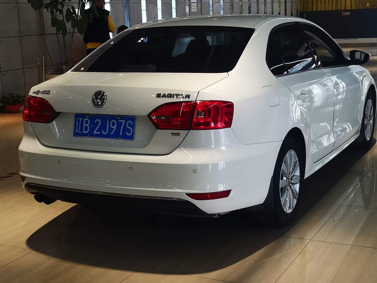 大众 速腾 2015款 230tsi 手动豪华型图片