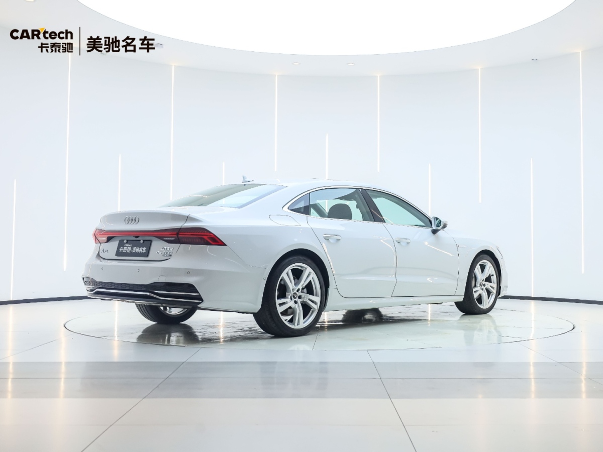 奧迪 奧迪A7L  2024款 45TFSI quattro S-line 見遠型 流晶套裝圖片