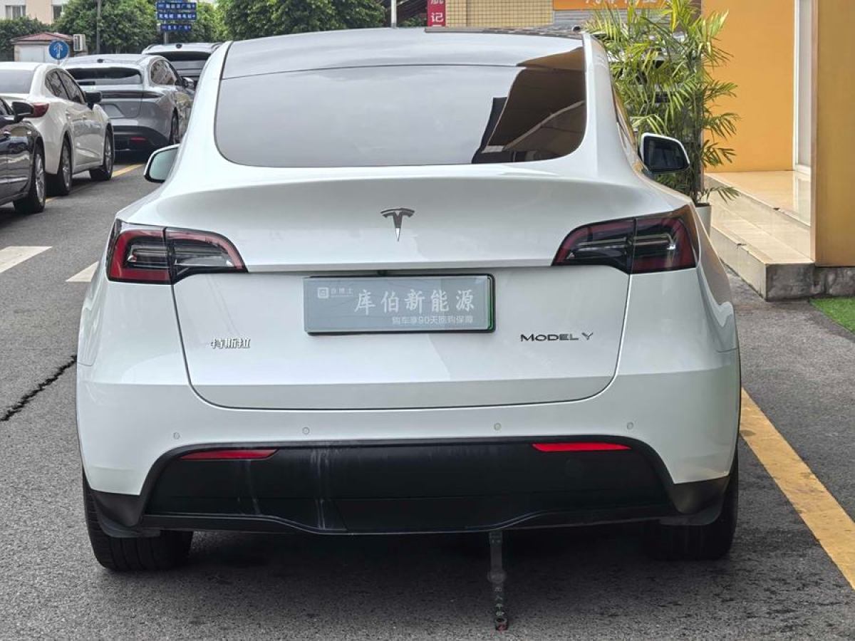 特斯拉 Model 3  2022款 改款 長(zhǎng)續(xù)航全輪驅(qū)動(dòng)版圖片