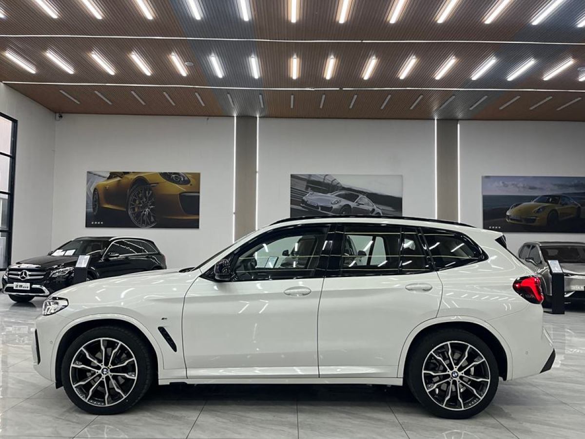 寶馬 寶馬X3  2023款 xDrive30i 領(lǐng)先型 M曜夜套裝圖片