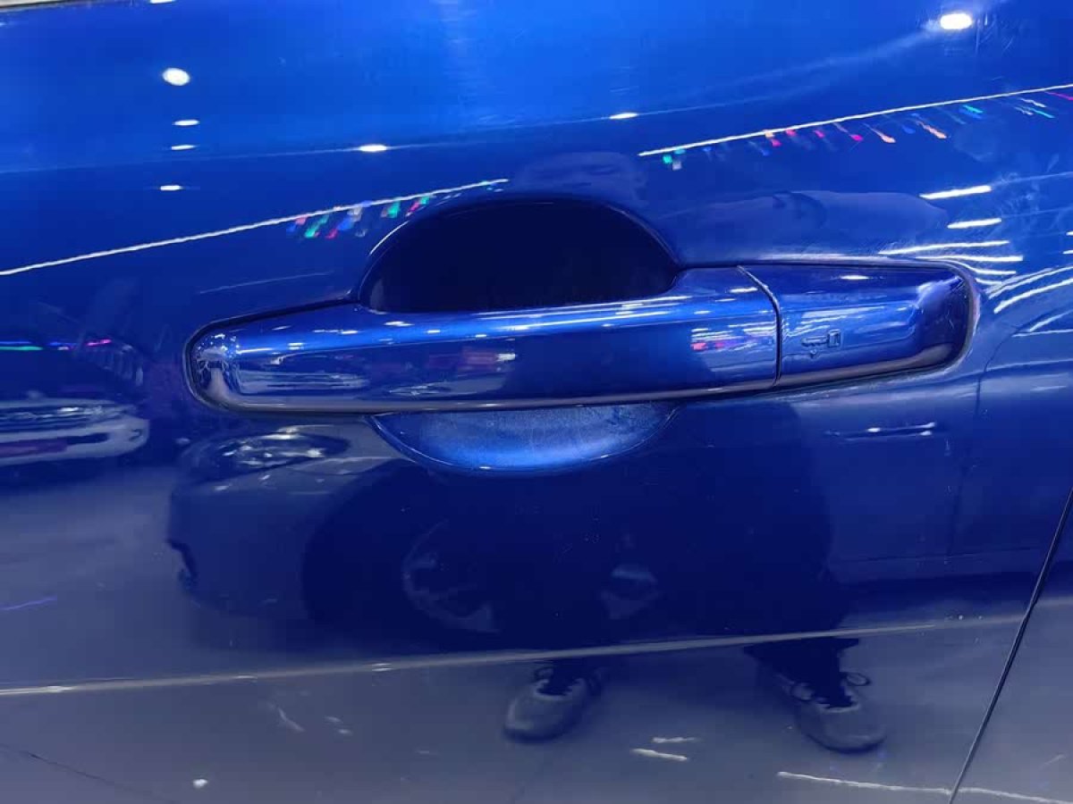 捷豹 XEL  2019款 2.0T 200PS 豪華版圖片