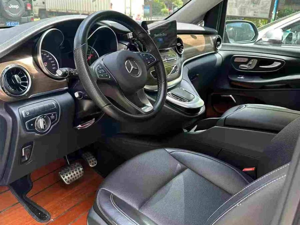 奔馳 V級  2021款 V 260 L 長軸距尊貴版圖片