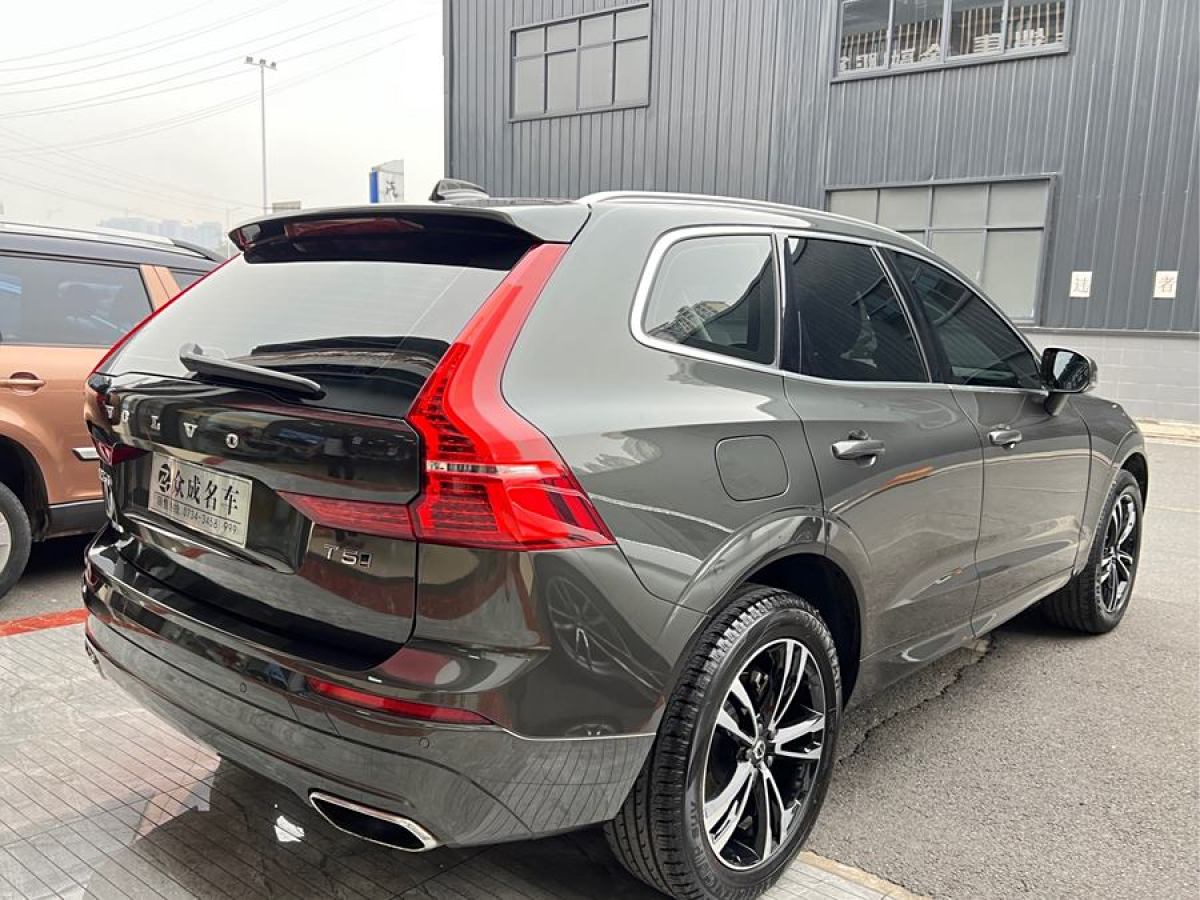 沃爾沃 XC60  2019款  T5 四驅(qū)智遠(yuǎn)版 國(guó)VI圖片