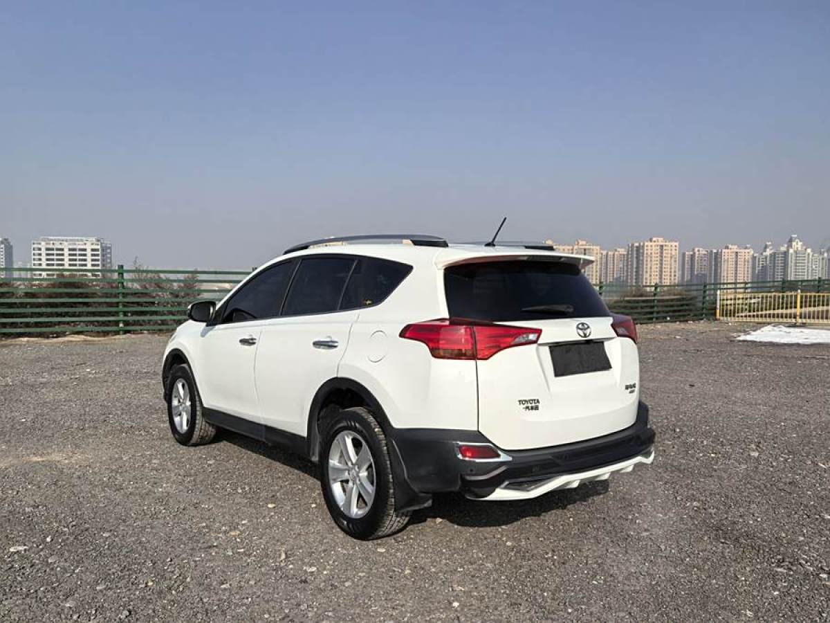 豐田 RAV4榮放  2013款 2.0L CVT四驅(qū)新銳版圖片