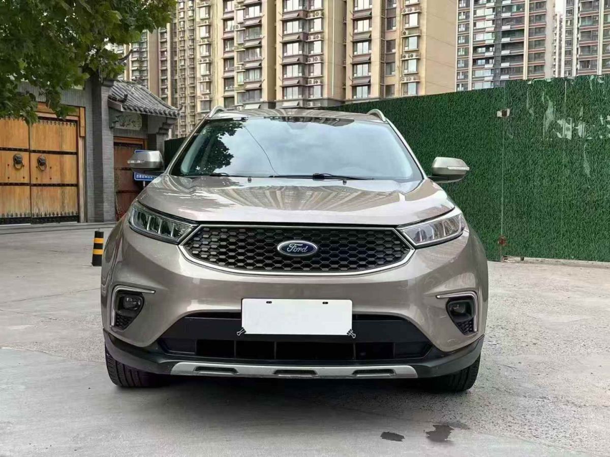 福特 領(lǐng)界  2020款 領(lǐng)界S EcoBoost 145 CVT尊領(lǐng)型圖片