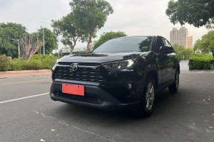 RAV4榮放 豐田 2.0L CVT兩驅(qū)都市版