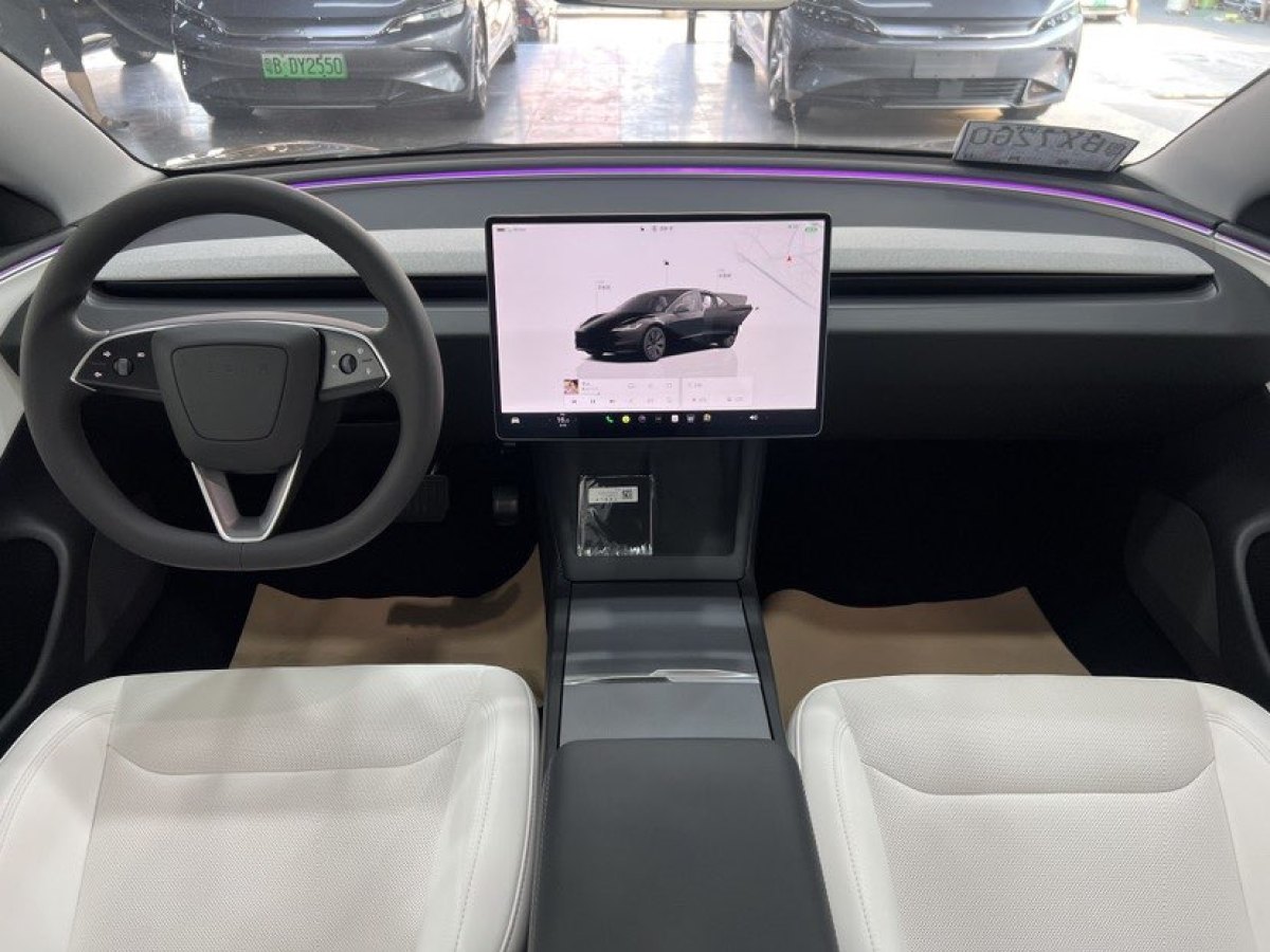 特斯拉 Model 3  2023款 煥新版 后輪驅(qū)動(dòng)圖片