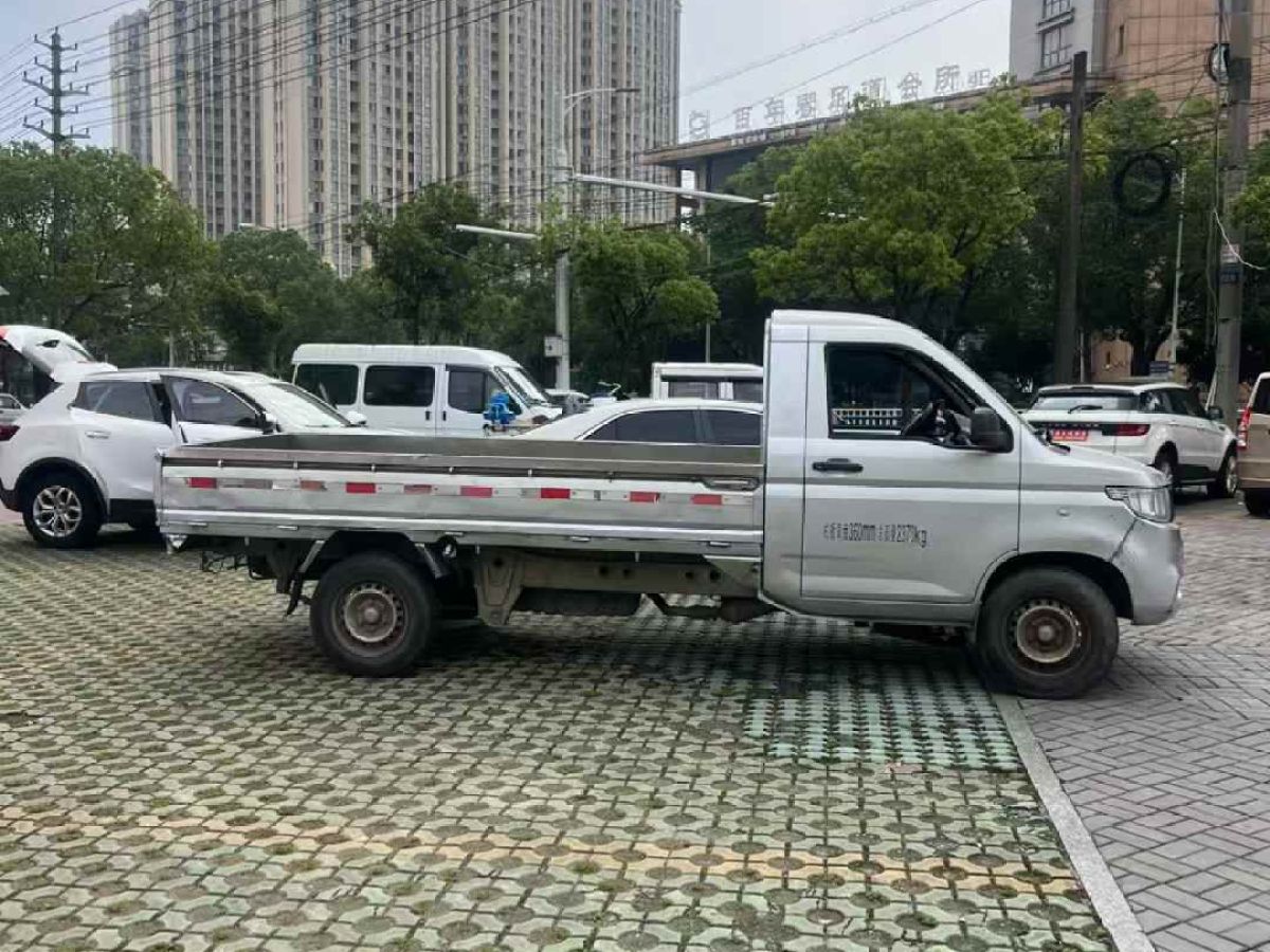 五菱 五菱榮光  2019款  1.2L S 基本型圖片
