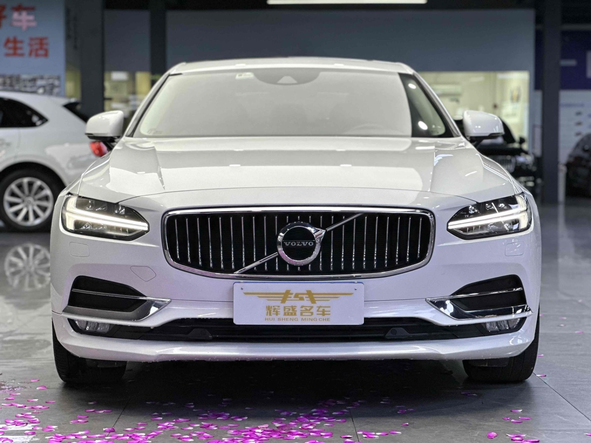 沃爾沃 S90  2020款 改款 T5 智遠(yuǎn)豪華版圖片