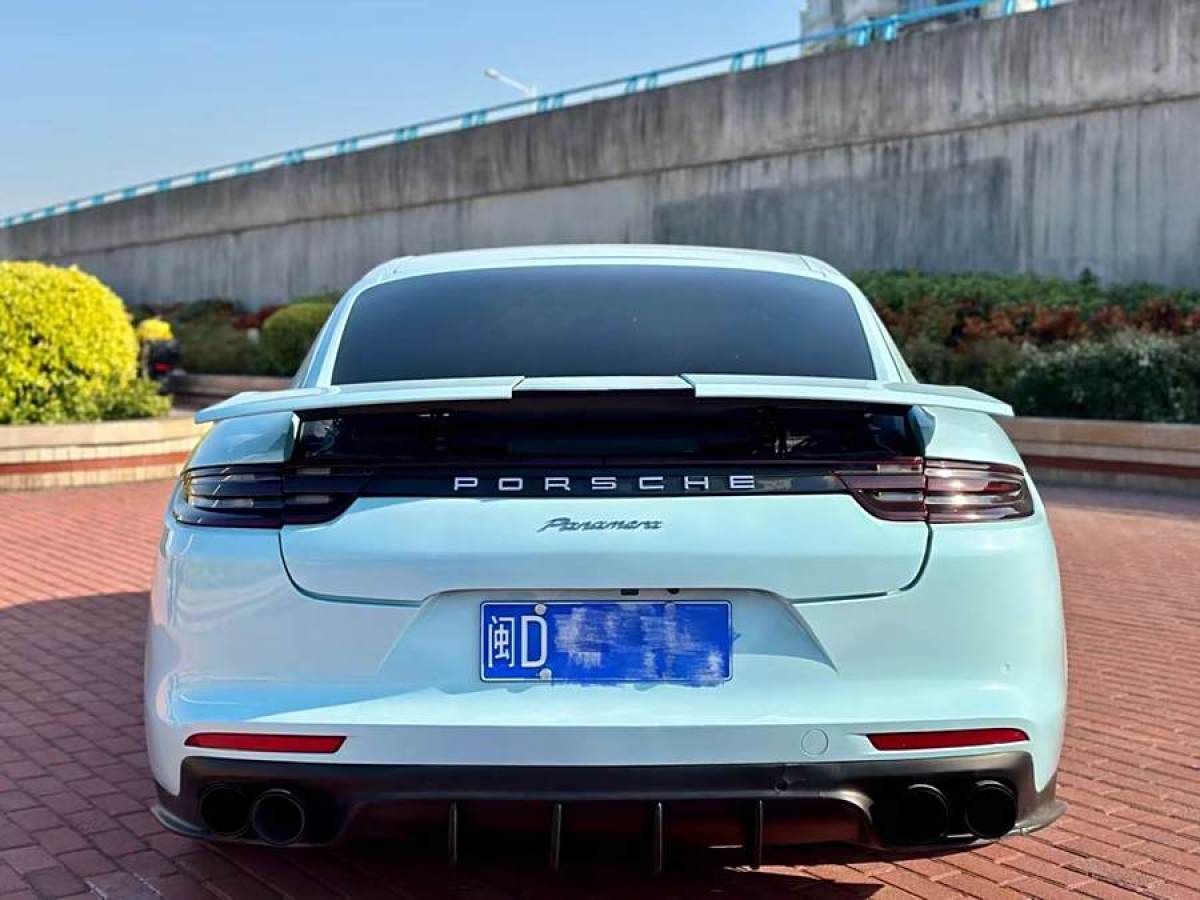 保時(shí)捷 Panamera  2013款 Panamera 4 Platinum Edition 3.6L圖片