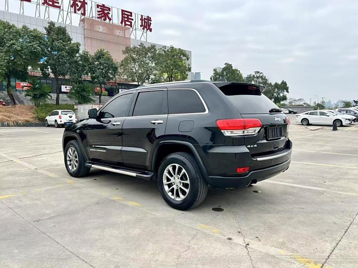 Jeep 大切諾基  2014款 3.6L 精英導(dǎo)航版圖片