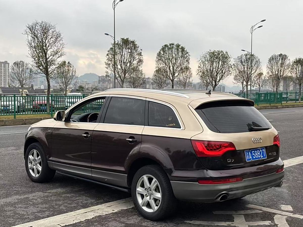 奧迪 奧迪Q7  2014款 35 TFSI 進(jìn)取型圖片