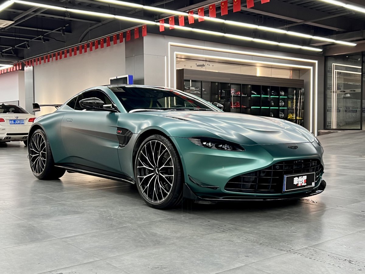 阿斯顿·马丁 V8 Vantage  2023款 4.0T V8 F1 Edition Coupe图片