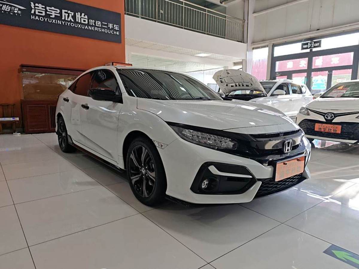 本田 思域  2021款 HATCHBACK 220TURBO CVT潮酷控圖片