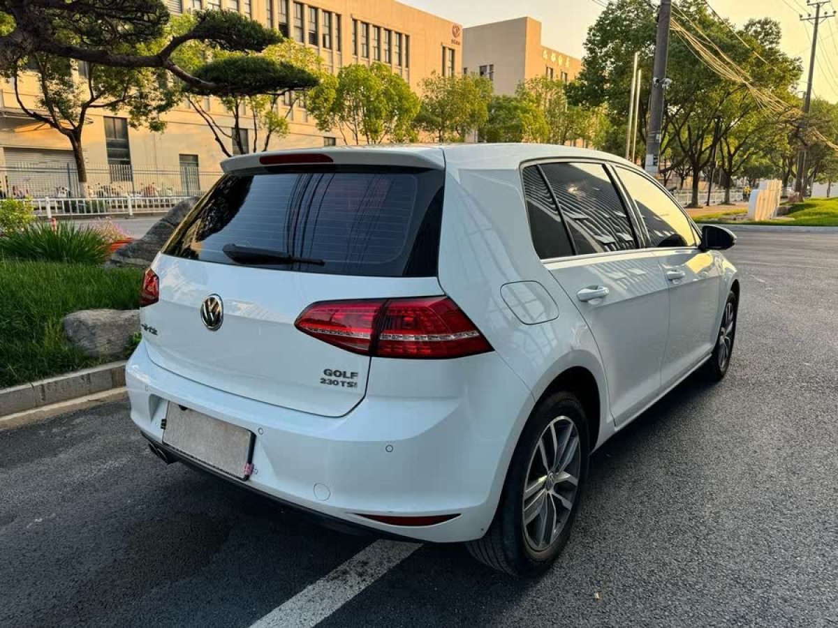 大眾 高爾夫  2016款 230TSI 自動豪華型圖片