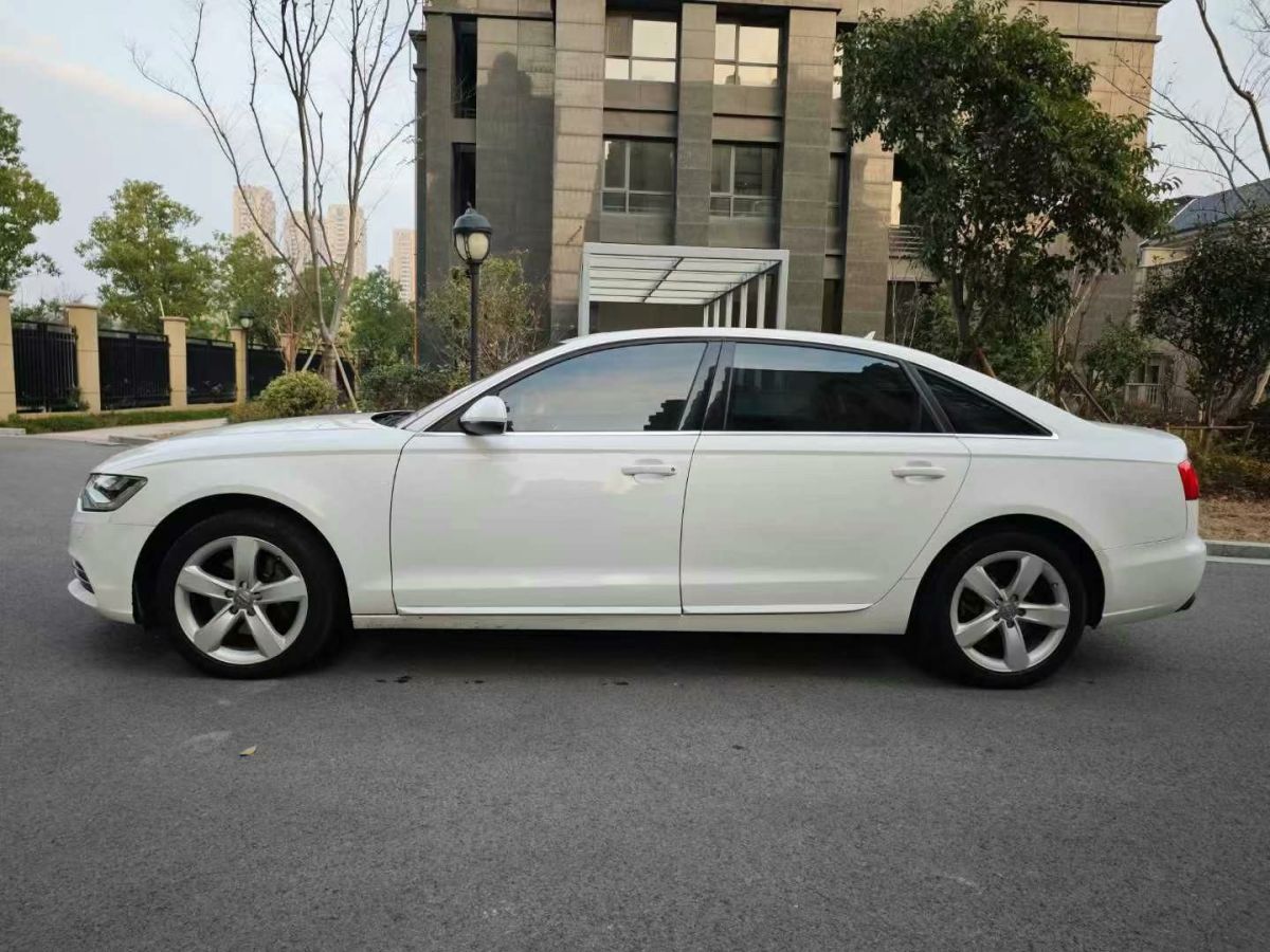 奧迪 奧迪A6L  2014款 A6L 2.8 FSI 35 FSI quattro豪華型圖片