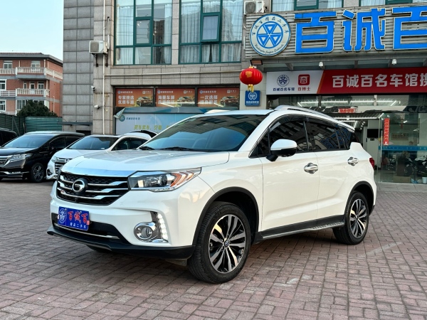 广汽传祺 GS4  2017款 235T 自动两驱豪华智联版