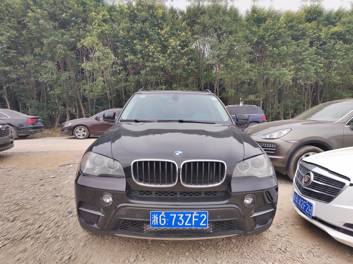 寶馬 寶馬X5  2013款 xDrive35i 領(lǐng)先型圖片