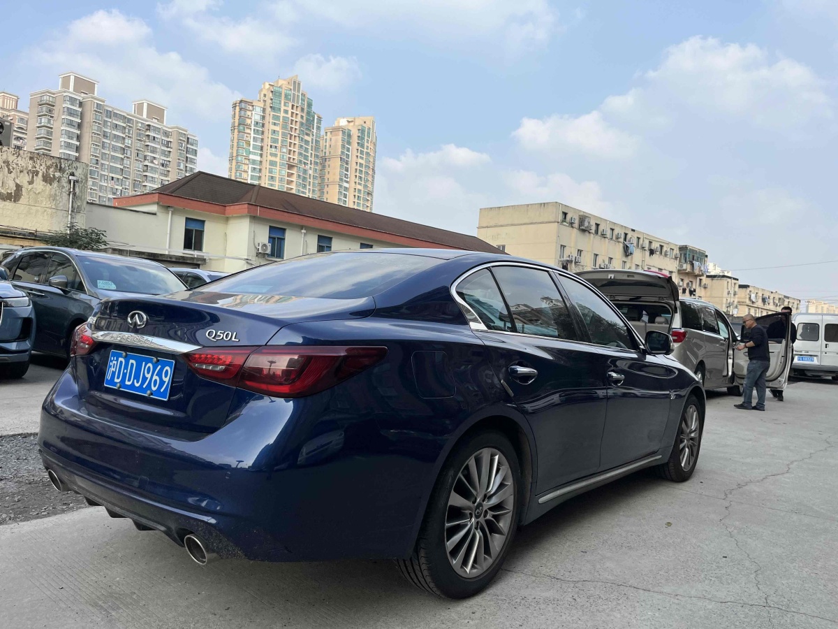 2018年7月英菲尼迪 Q50L  2018款  2.0T 逸享版 國VI