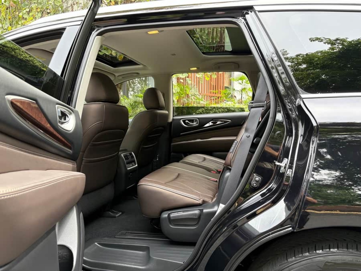 英菲尼迪 QX60  2020款 2.5 S/C Hybrid 兩驅(qū)卓越版 國VI圖片
