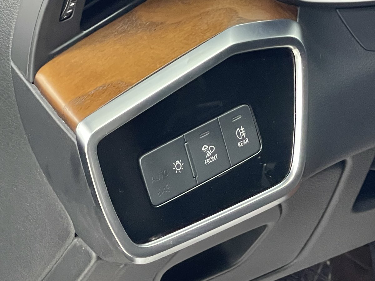2020年7月奧迪 奧迪A6L  2020款 40 TFSI 豪華動感型