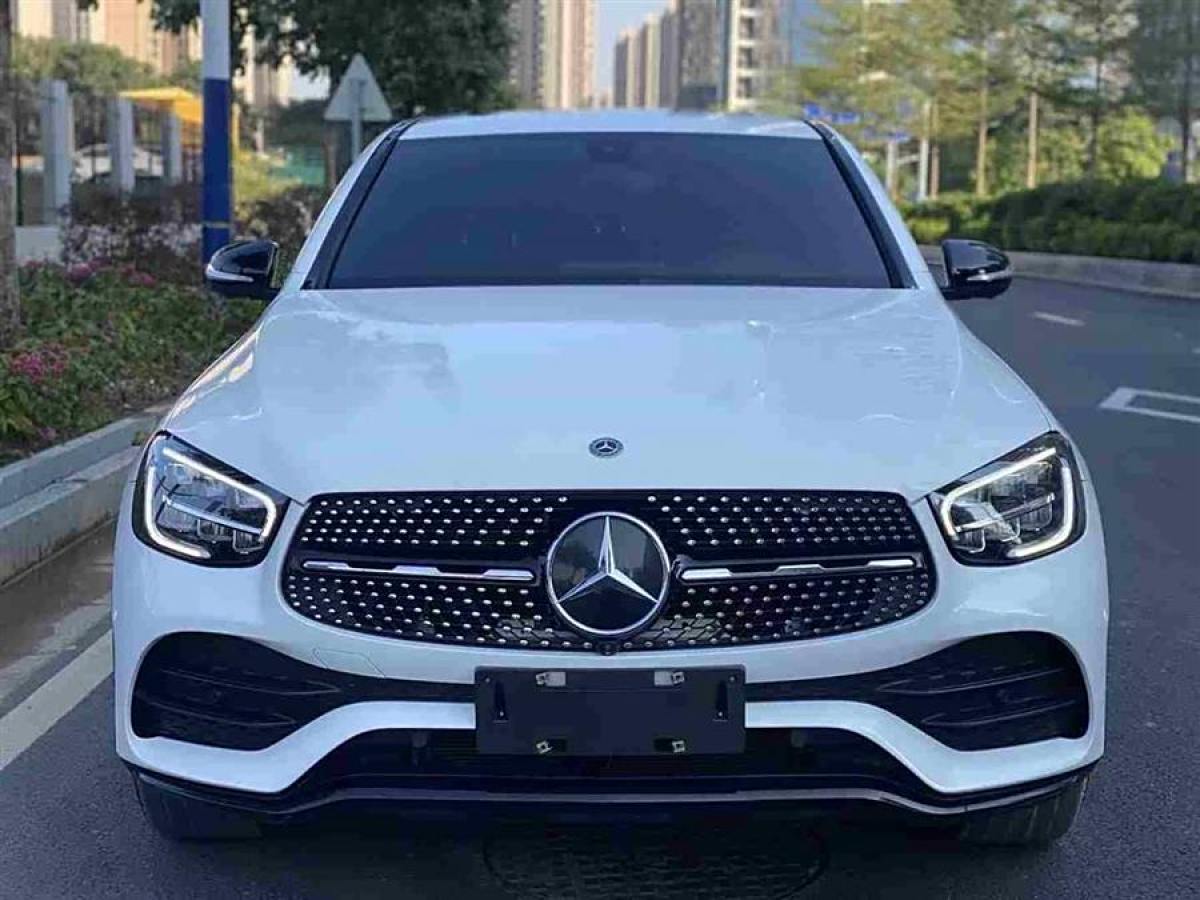 奔馳 奔馳GLC  2022款 改款 GLC 260 4MATIC 轎跑SUV圖片