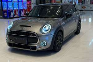 2020年6月MINI MINI  2.0T COOPER S 藝術(shù)家 五門版