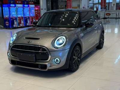 2020年6月 MINI MINI 2.0T COOPER S 藝術(shù)家 五門(mén)版圖片