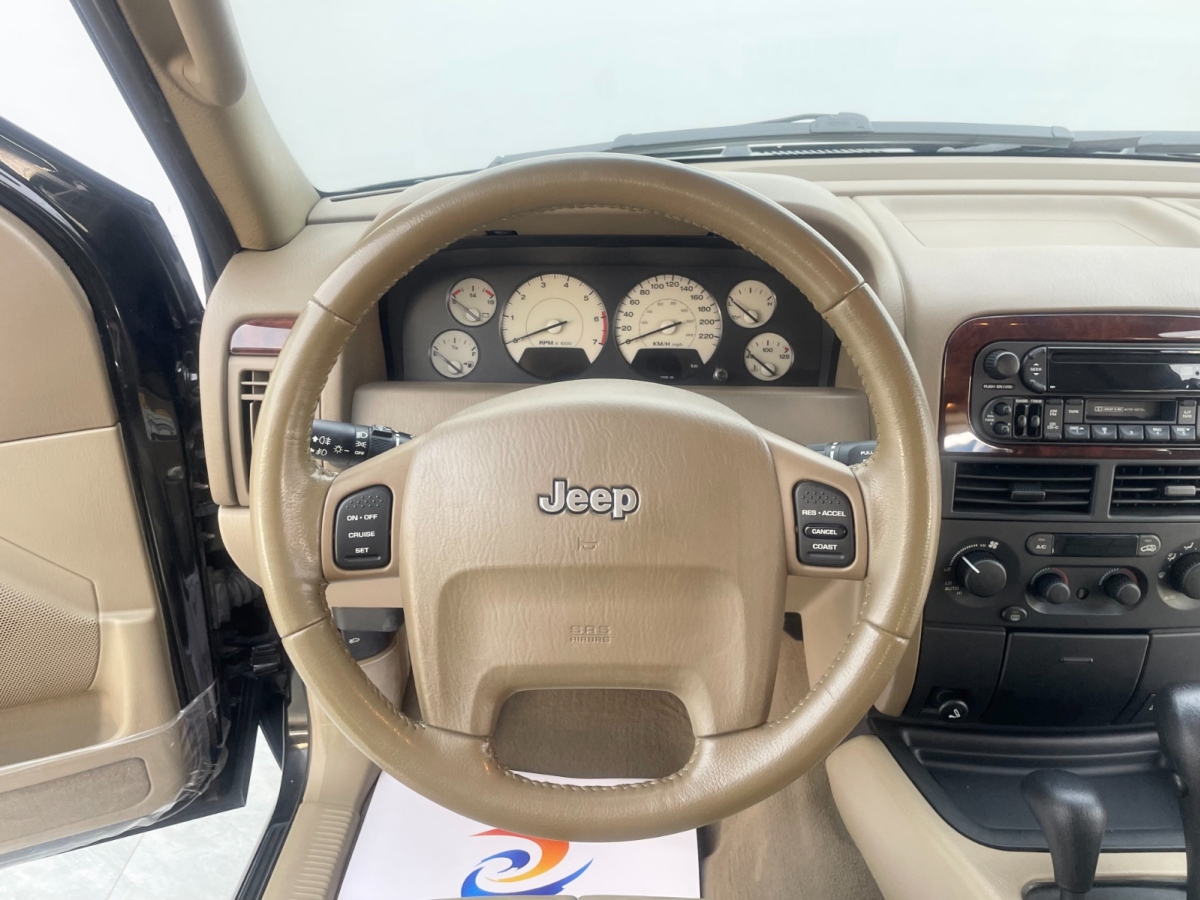 Jeep 大切诺基  2001款 4.0L 自动图片