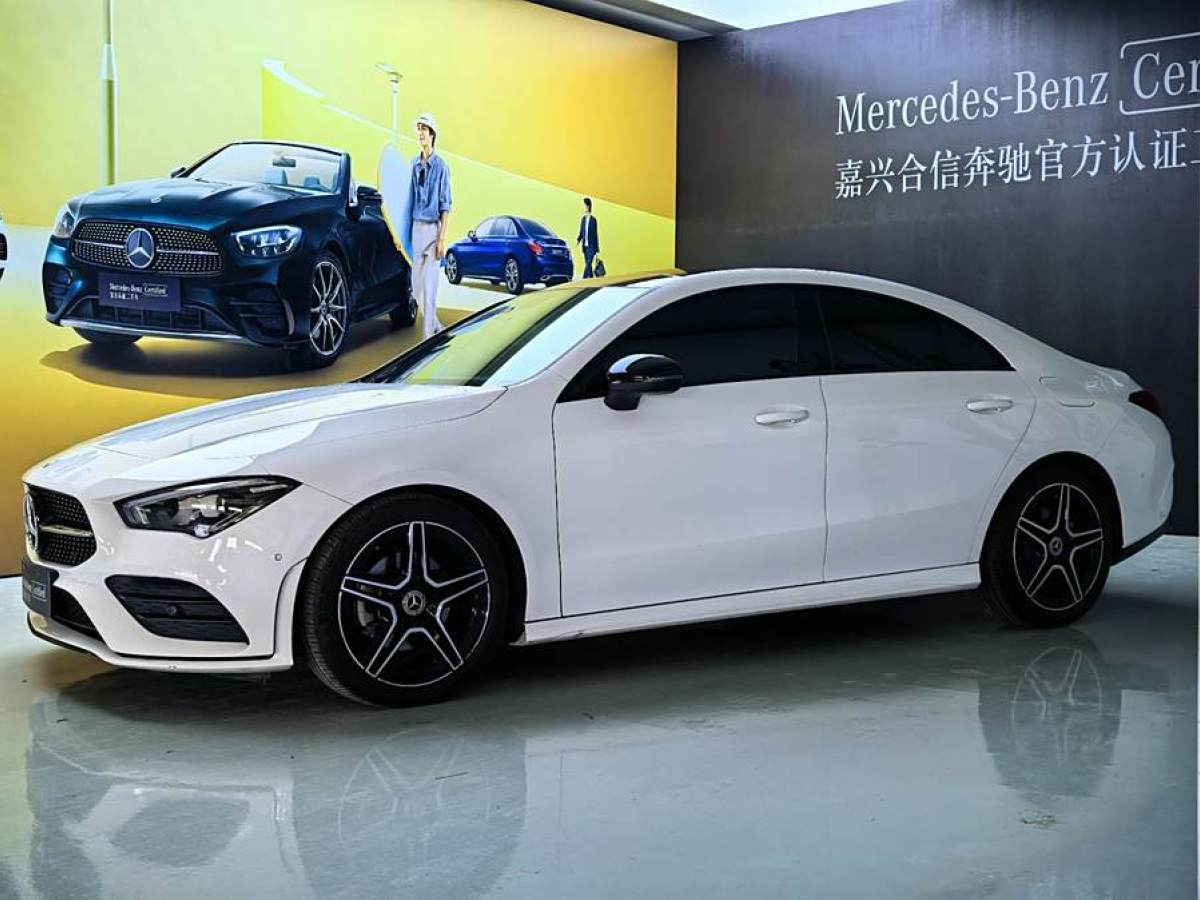 2022年1月奔馳 奔馳CLA級(jí)  2022款 改款 CLA 200 4MATIC