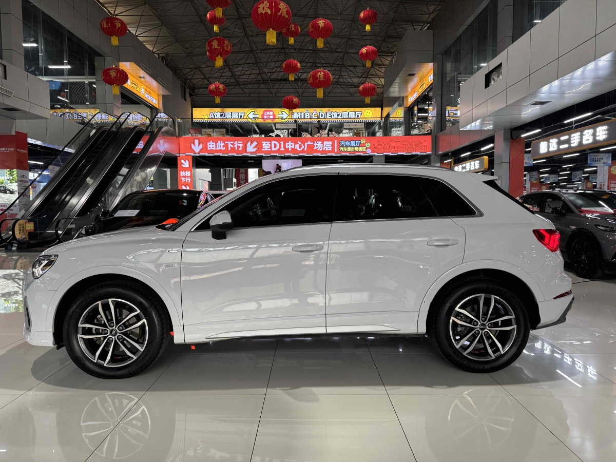 奧迪 奧迪Q3  2023款 35 TFSI 進取動感型圖片