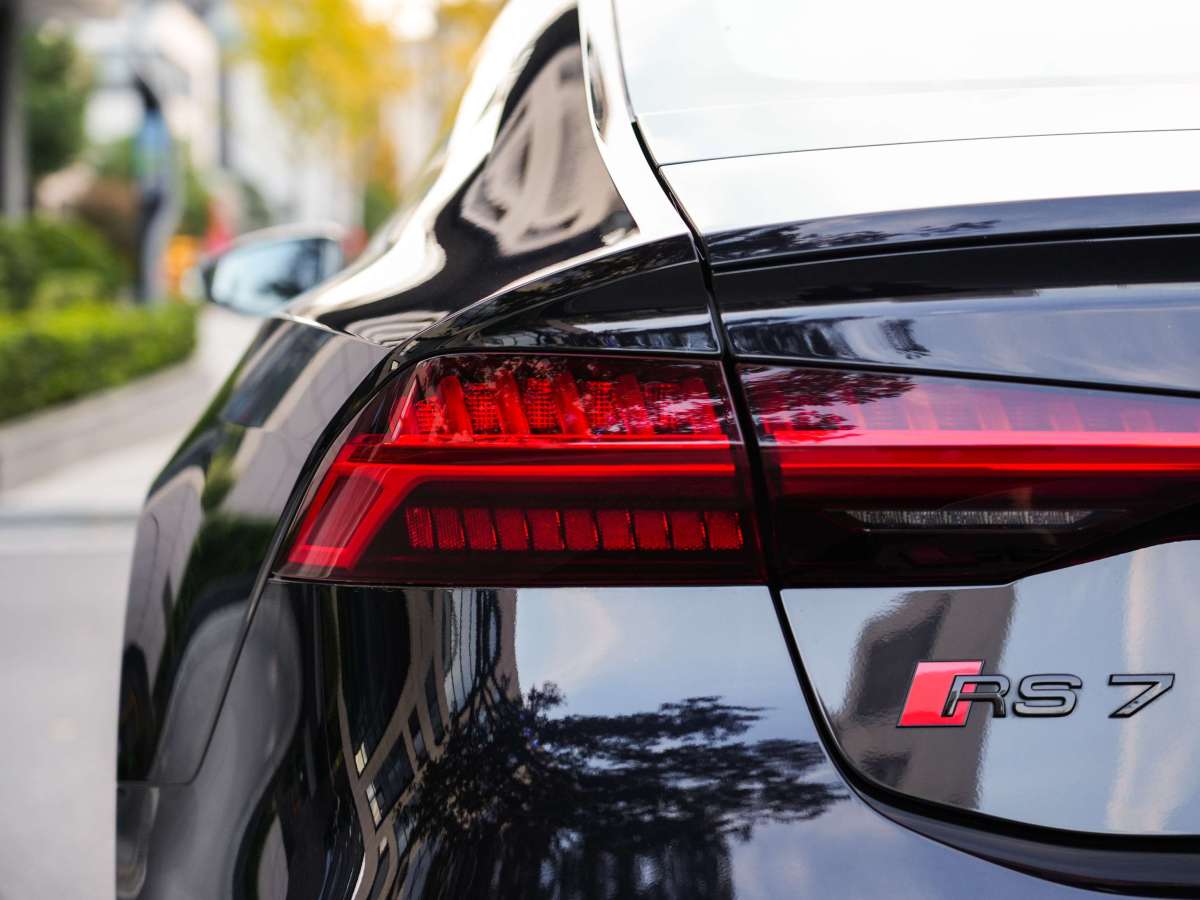 奧迪 奧迪RS 7  2024款 RS 7 4.0T Sportback performance圖片