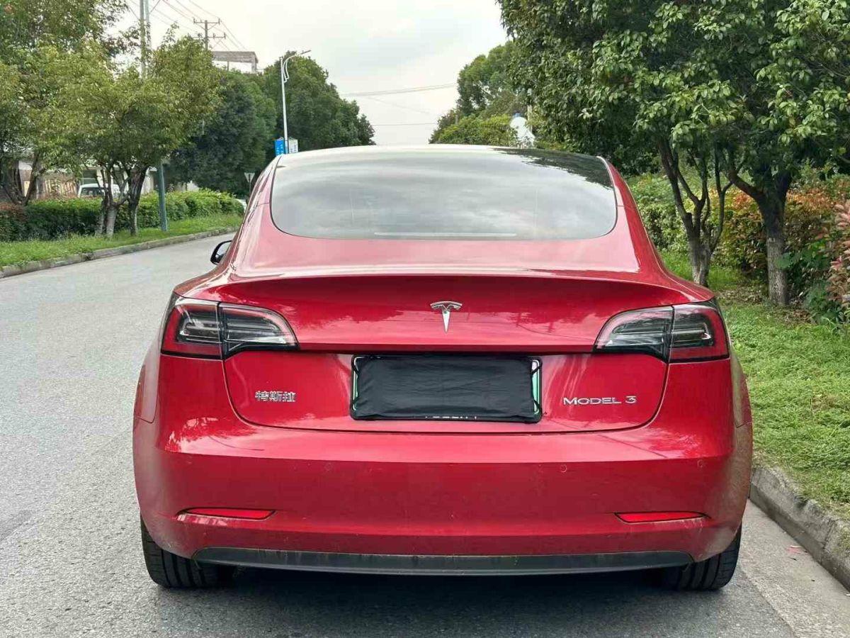 2023年1月特斯拉 Model S  2023款 三電機全輪驅(qū)動 Plaid版