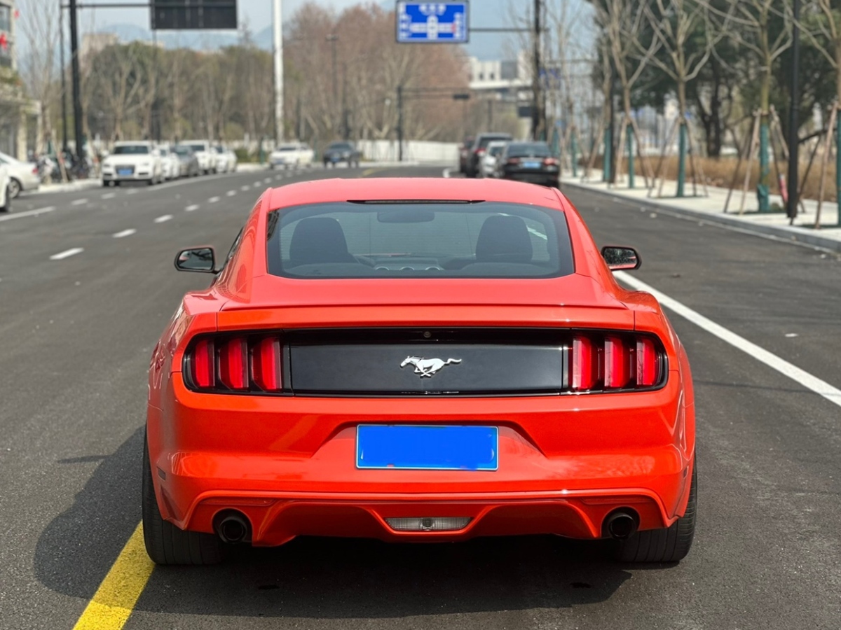 2015年11月福特 Mustang  2015款 2.3T 性能版