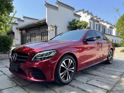 2020年4月 奔馳 奔馳C級(jí) 改款 C 260 L 運(yùn)動(dòng)版圖片