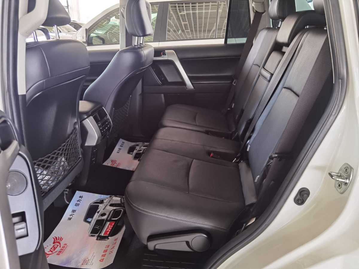 2019年5月丰田 普拉多  2018款 3.5L 自动TX-L NAVI后挂备胎