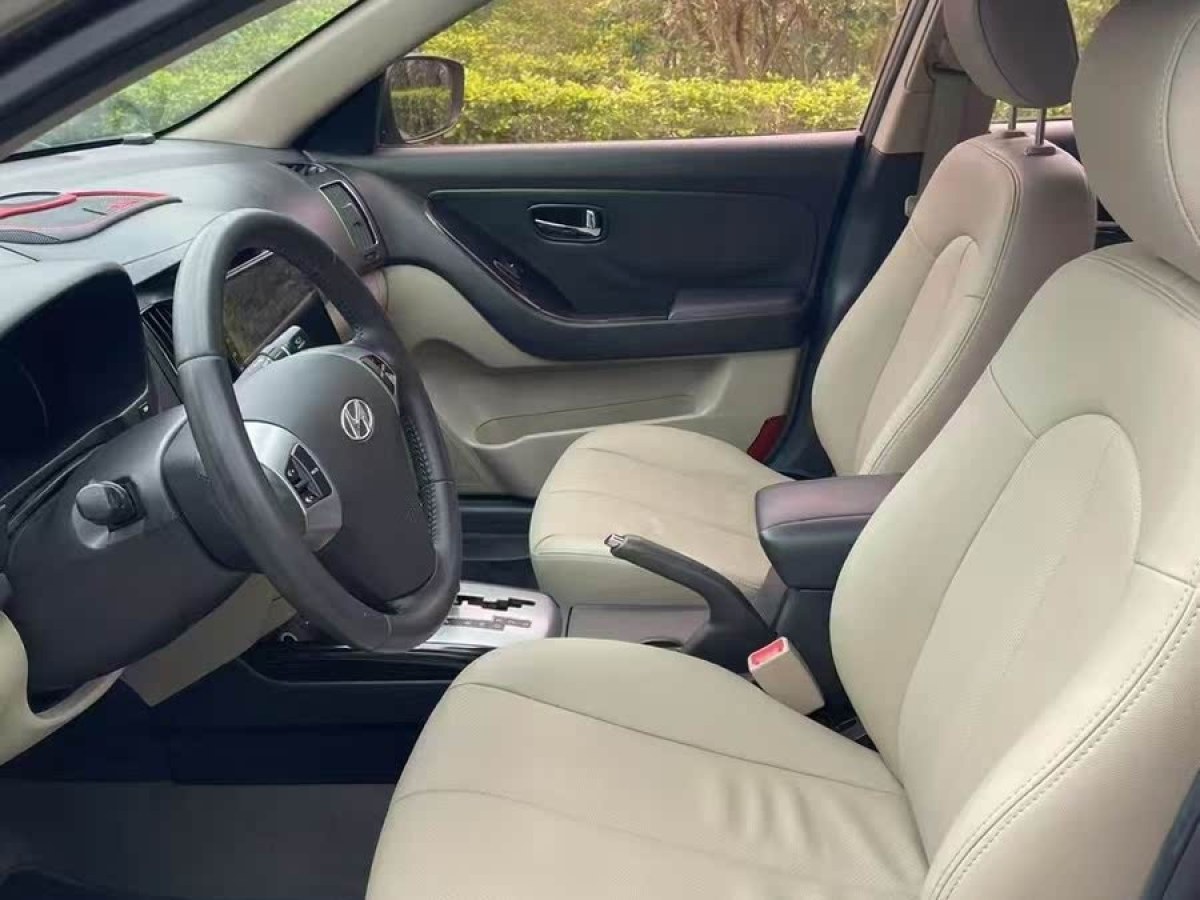 現(xiàn)代 悅動  2011款 1.6L 自動豪華型圖片