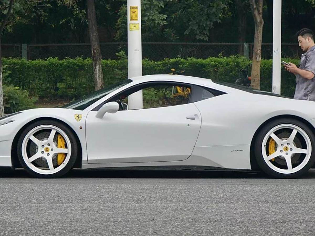 法拉利 458  2011款 4.5L Italia圖片