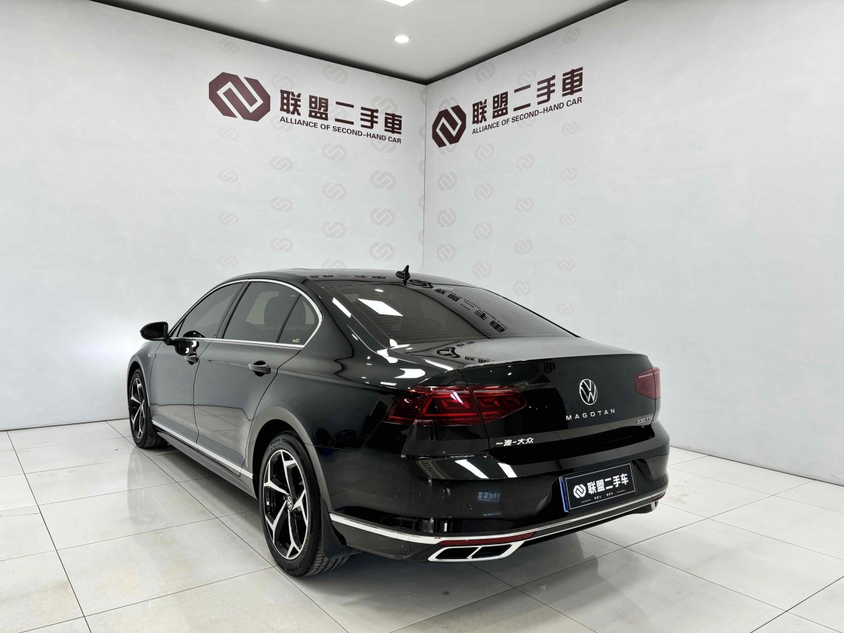 大众 迈腾  2023款 200万辆纪念版 330TSI DSG豪华型图片