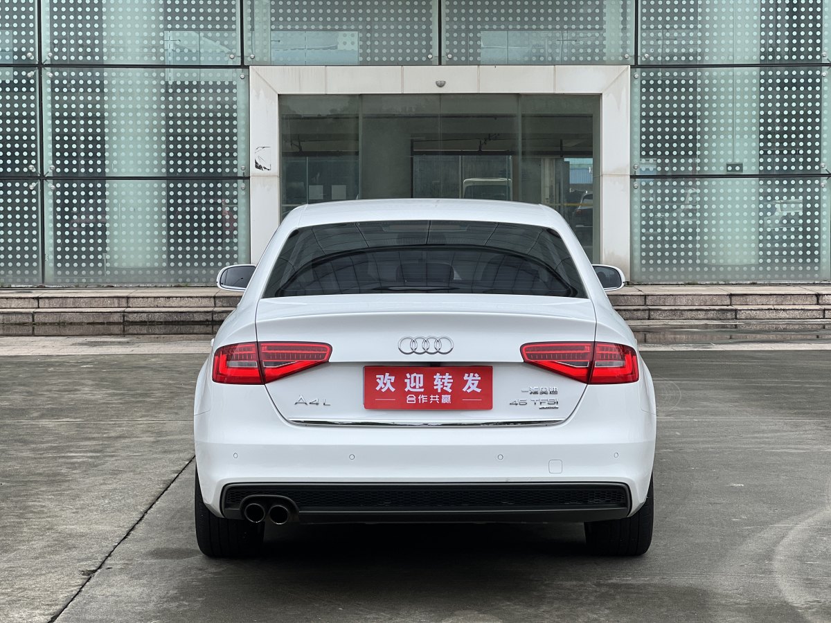 奧迪 奧迪A4L  2015款 45 TFSI quattro個性運動型圖片