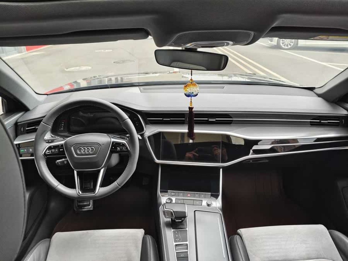 奧迪 奧迪A6L  2021款 40 TFSI 豪華動(dòng)感型圖片