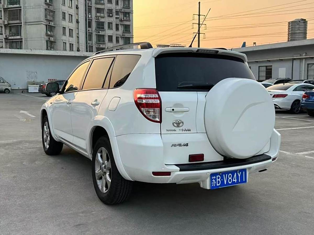 豐田 RAV4榮放  2009款 2.4L 自動豪華版圖片