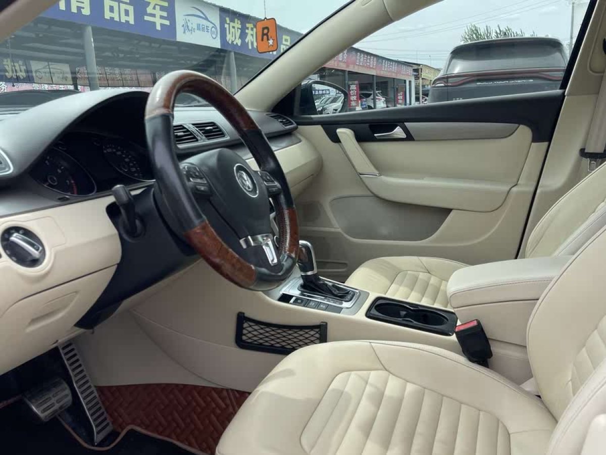 大眾 邁騰  2012款 改款 1.8TSI 領(lǐng)先型圖片