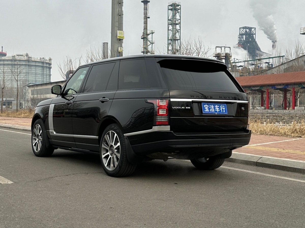 路虎 揽胜  2016款 3.0 TDV6 Hybrid Vogue SE 创世加长版图片