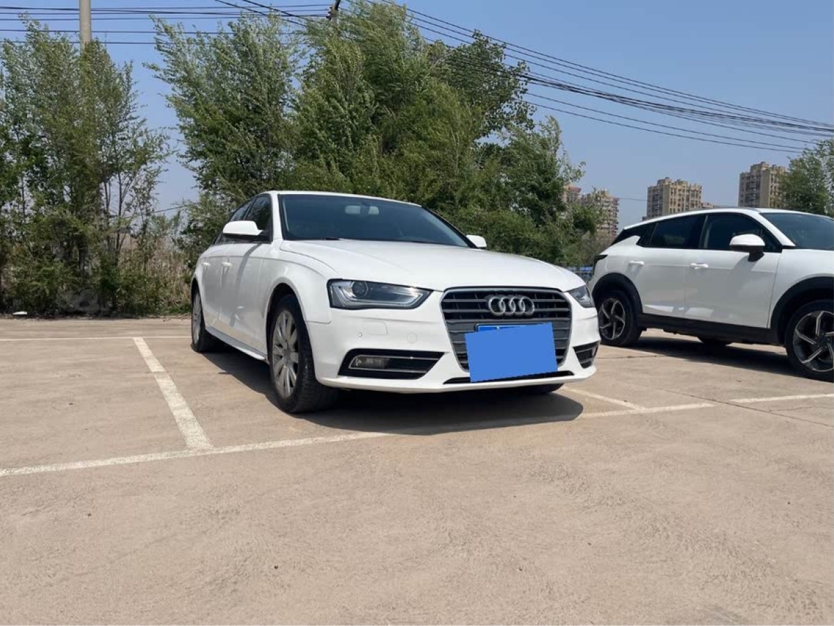 奧迪 奧迪A4L  2013款 35 TFSI 自動標(biāo)準(zhǔn)型圖片