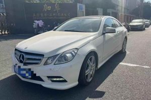 奔馳E級(jí) 奔馳 E 260 L CGI優(yōu)雅型