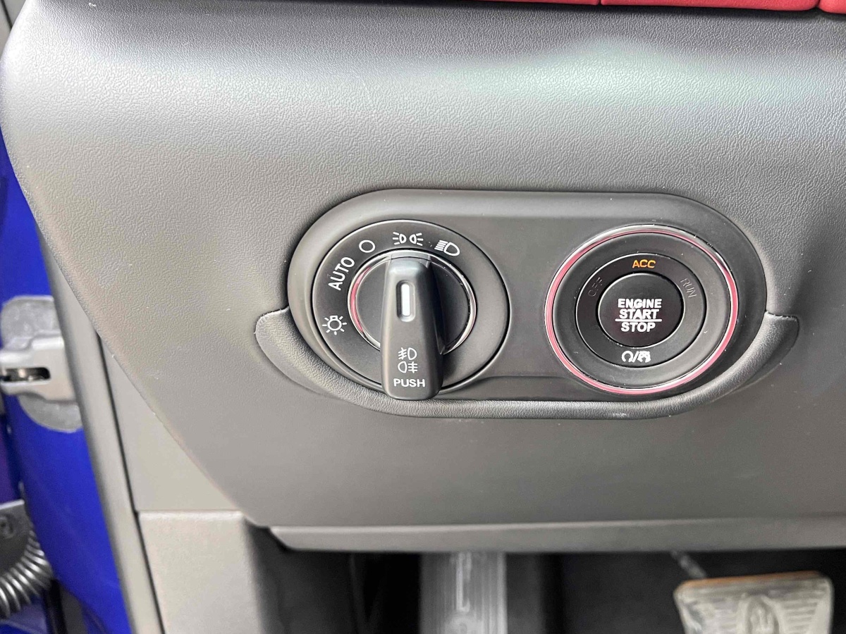 瑪莎拉蒂 Levante  2021款 3.0T 標(biāo)準(zhǔn)版圖片