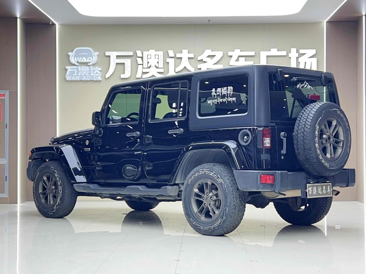 2016年11月Jeep 牧馬人  2016款 3.0L Sahara 75周年致敬版