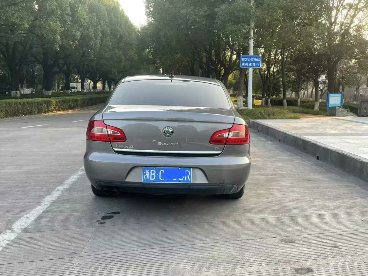 斯柯達 昊銳  2010款 1.4TSI DSG優(yōu)雅版圖片