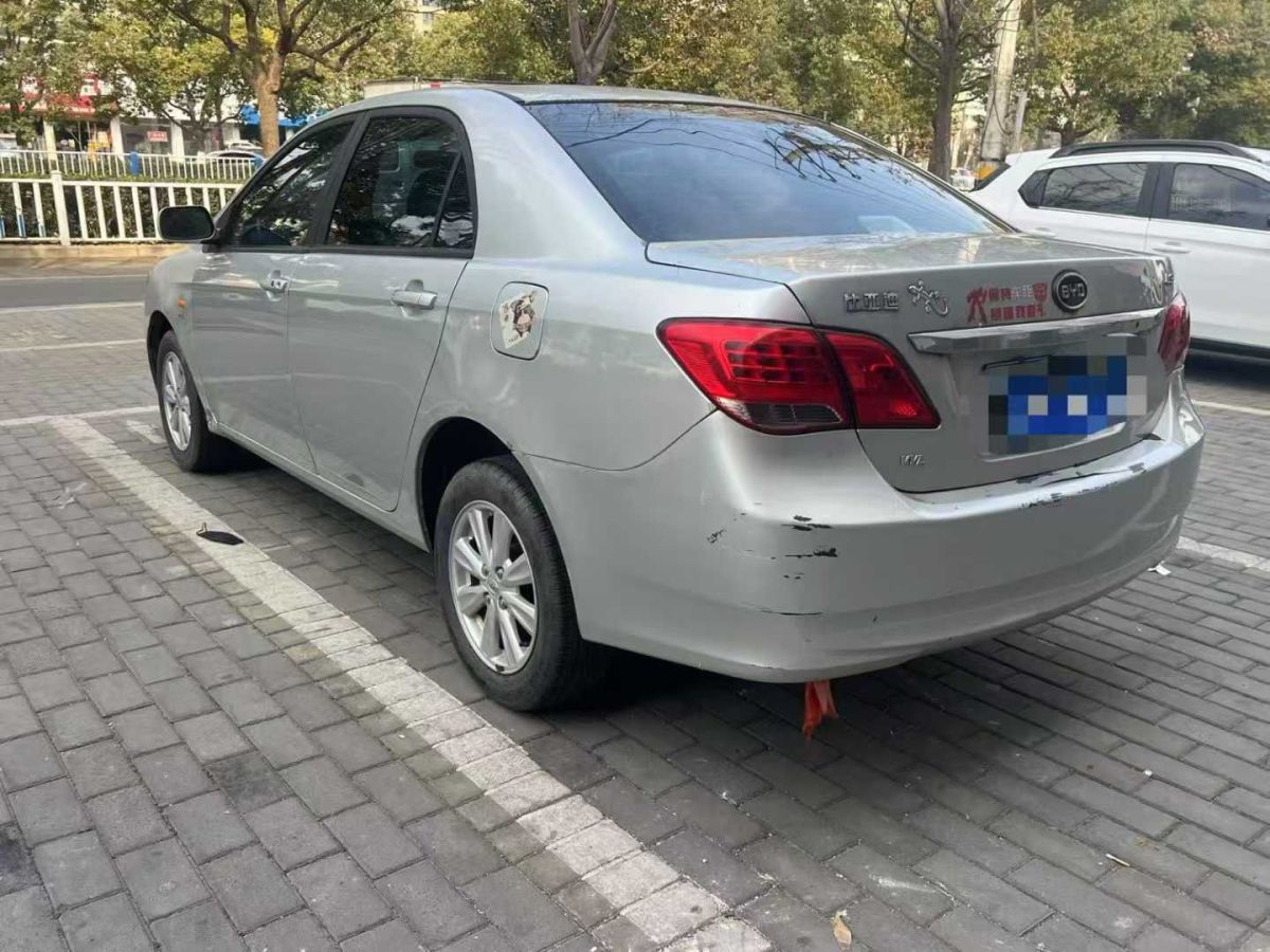 比亞迪 L3  2013款 1.5L 自動尊貴型圖片